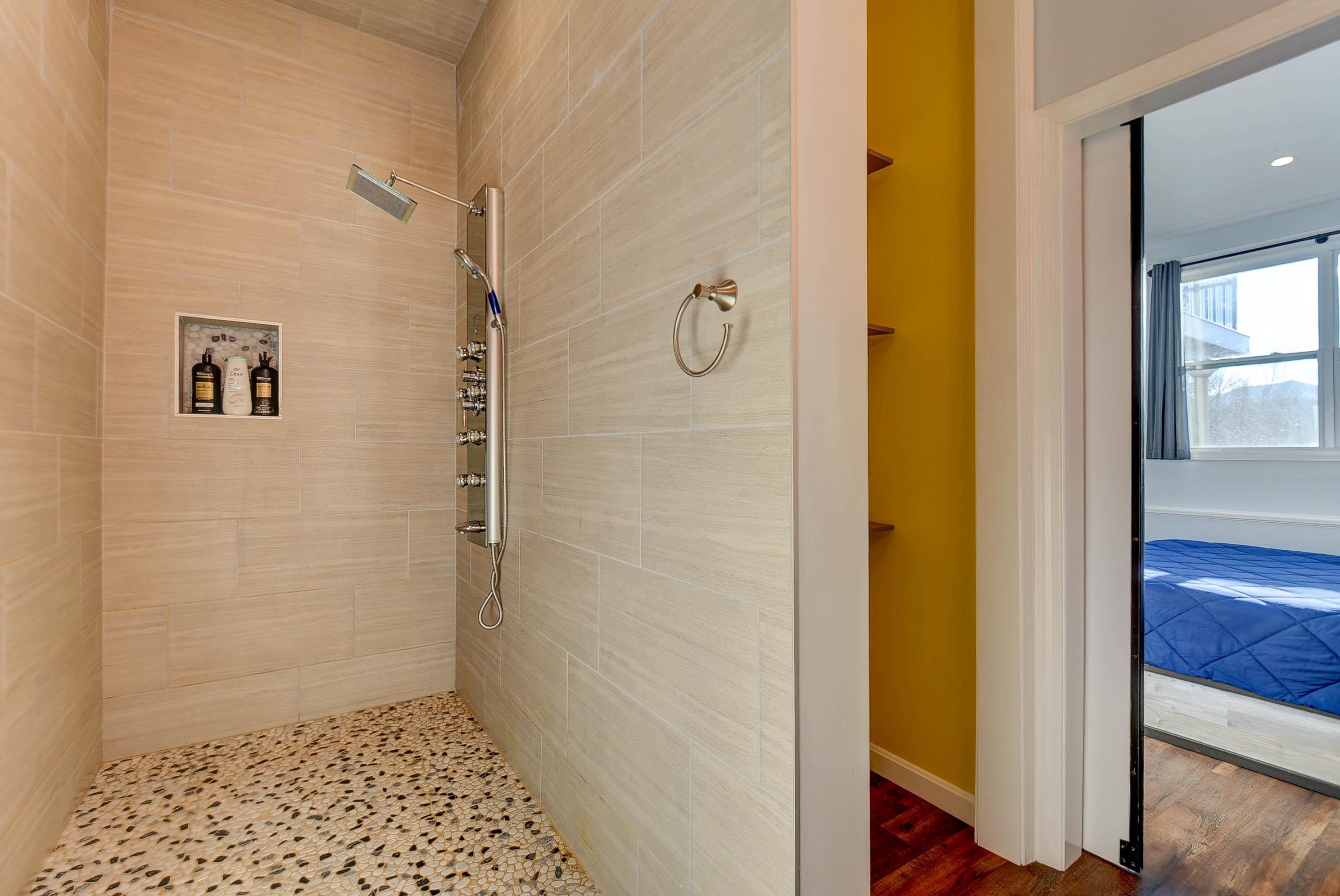 17 Highwoods Drive, Unit 16 AND 17 Intervale, NH 03845 - Photo 46 of 60