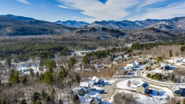 $1,249,000 | 17 Highwoods Drive, Unit 16 AND 17, Intervale, NH 03845