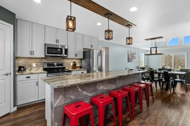 $1,249,000 | 17 Highwoods Drive, Unit 16 AND 17, Intervale, NH 03845