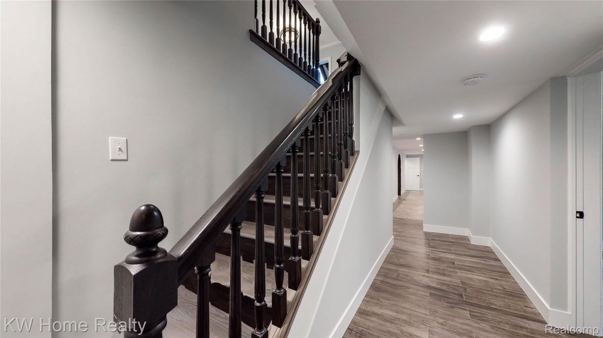 34536 Quaker Valley Road Farmington, MI 48331 - Photo 40 of 55 Interior-48.jpg