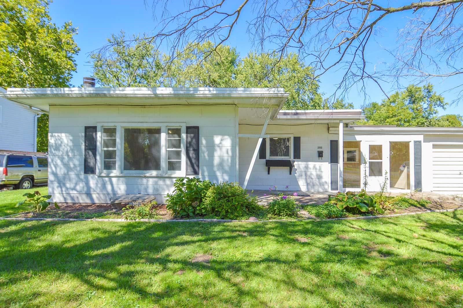 2113 East A Street Belleville, IL 62221 - Photo 3 of 34