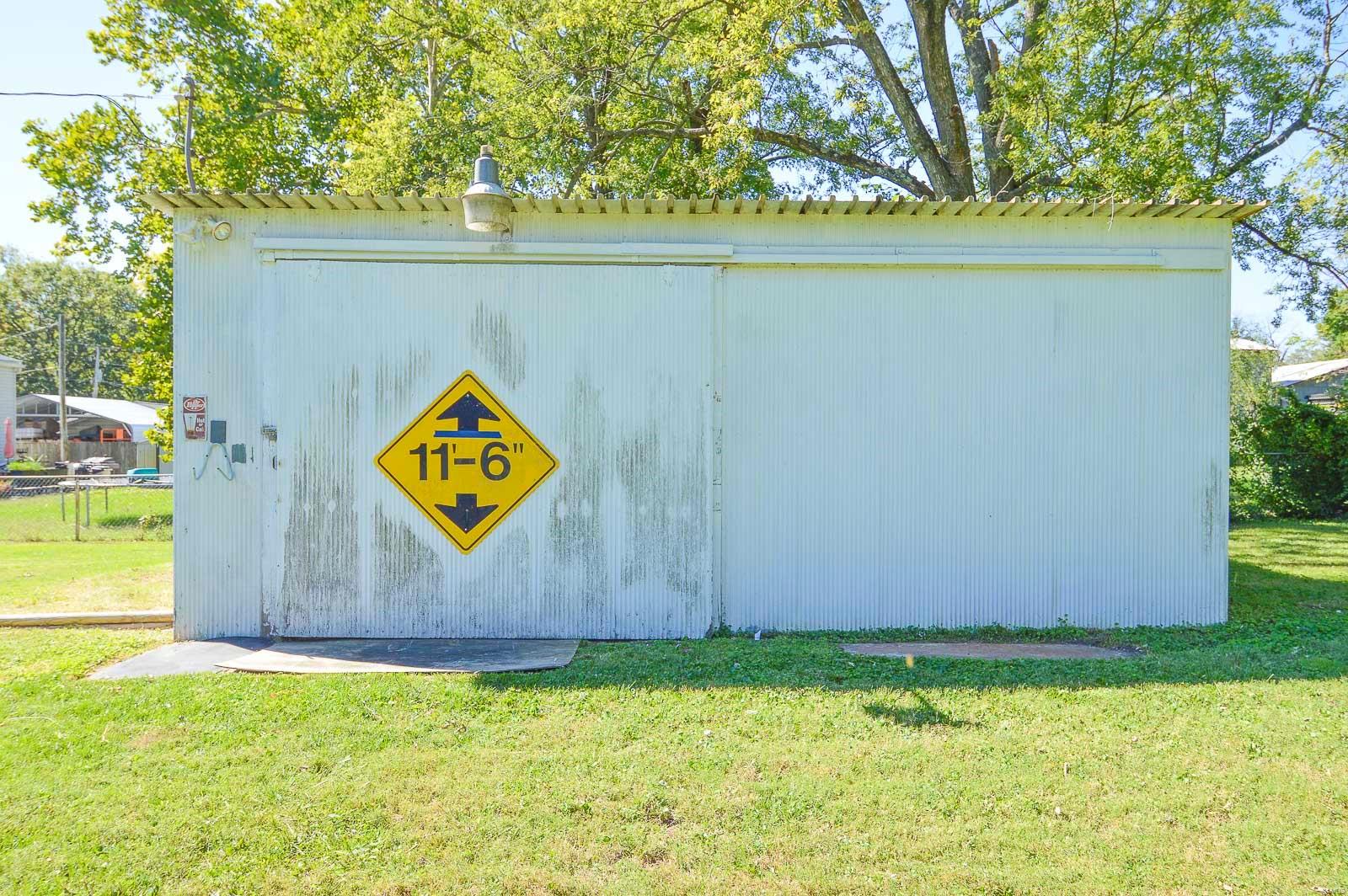 2113 East A Street Belleville, IL 62221 - Photo 7 of 34