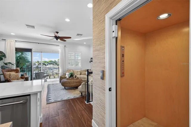 $735,000 | 6115 Anchorage Way South, St. Petersburg, FL 33712