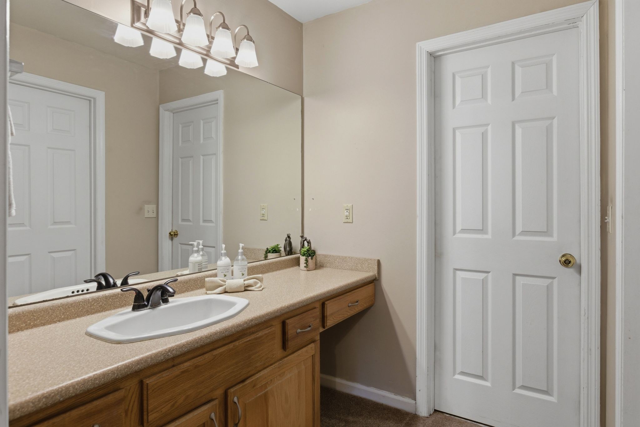 219 Pepper Ridge Circle Antioch, TN 37013 - Photo 36 of 44 Gallery Image 36