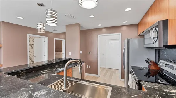 $4,500 | 525 East Jackson Street, Unit 506, Orlando, FL 32801