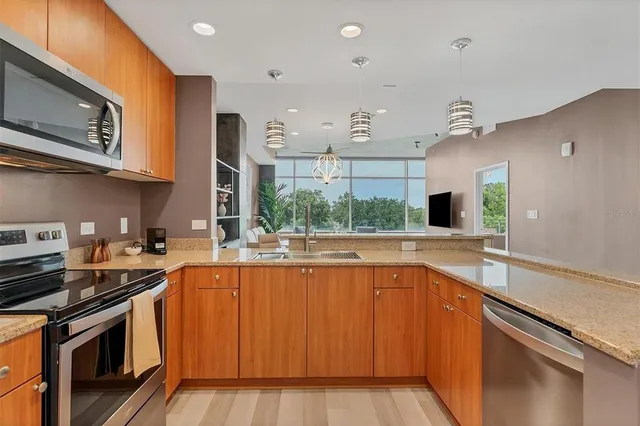 $4,500 | 525 East Jackson Street, Unit 506, Orlando, FL 32801