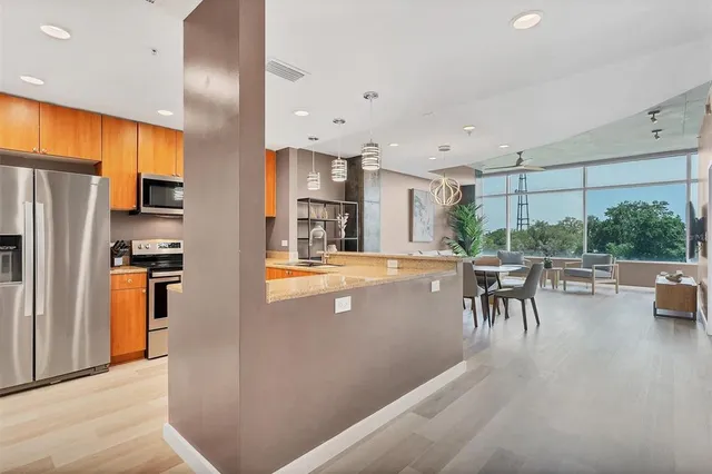 $4,500 | 525 East Jackson Street, Unit 506, Orlando, FL 32801