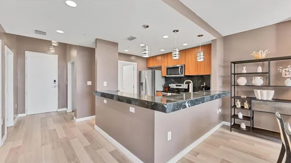 $4,500 | 525 East Jackson Street, Unit 506, Orlando, FL 32801