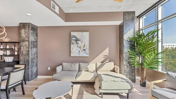 $4,500 | 525 East Jackson Street, Unit 506, Orlando, FL 32801