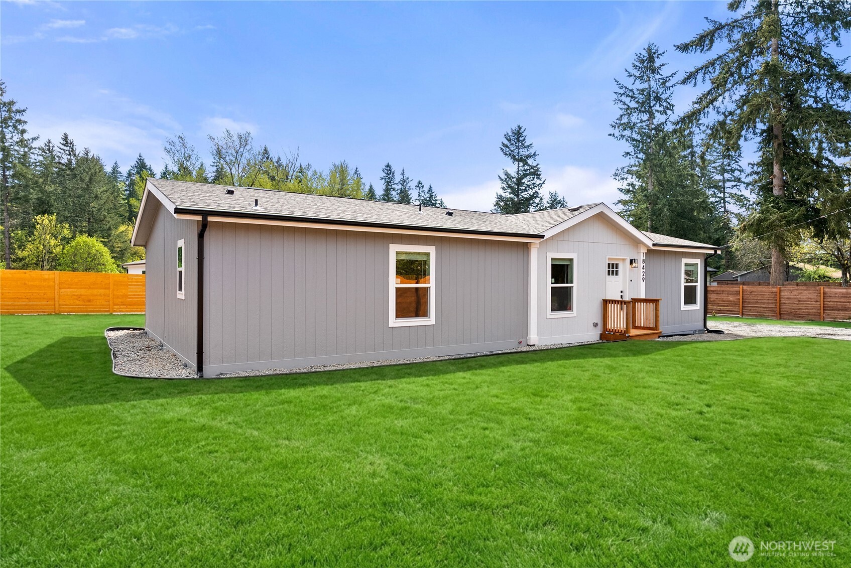 18429 Southeast Covington Sawyer Road Kent, WA 98042 - Photo 5 of 40