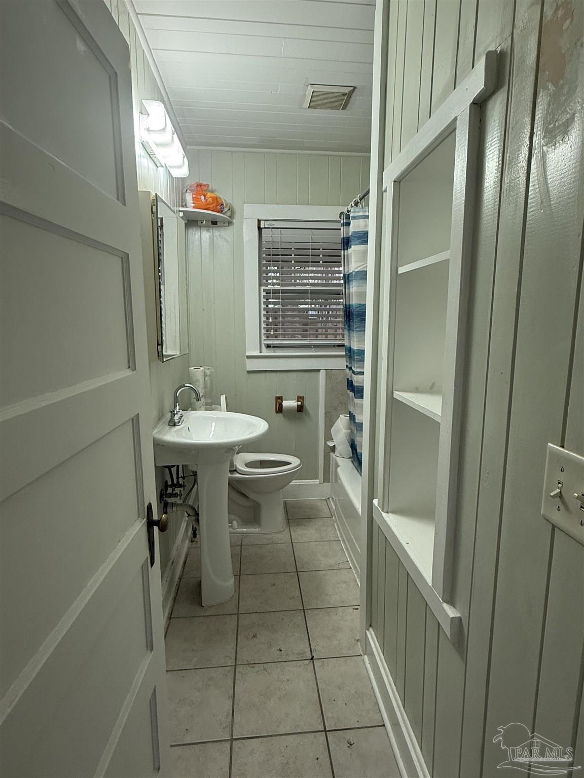 307 East La Rua Street Pensacola, FL 32501 - Photo 4 of 11