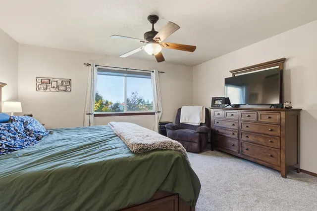 $599,000 | 1002 West Highpeak Drive, Spokane, WA 99224