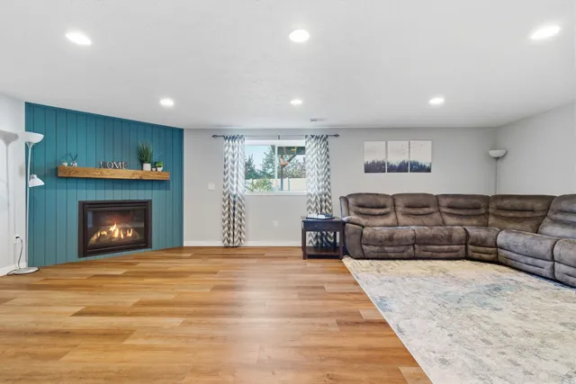 $599,000 | 1002 West Highpeak Drive, Spokane, WA 99224