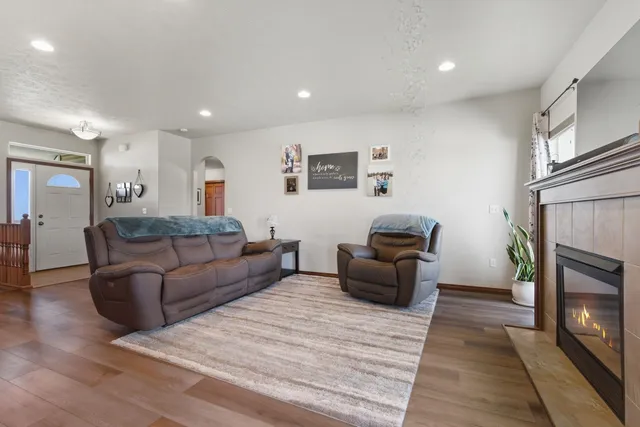 $599,000 | 1002 West Highpeak Drive, Spokane, WA 99224