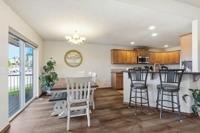 $599,000 | 1002 West Highpeak Drive, Spokane, WA 99224