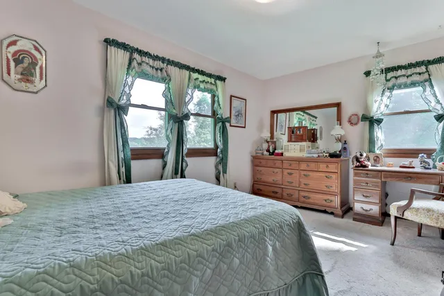 $350,000 | 15385 310th Street, Center City, MN 55012