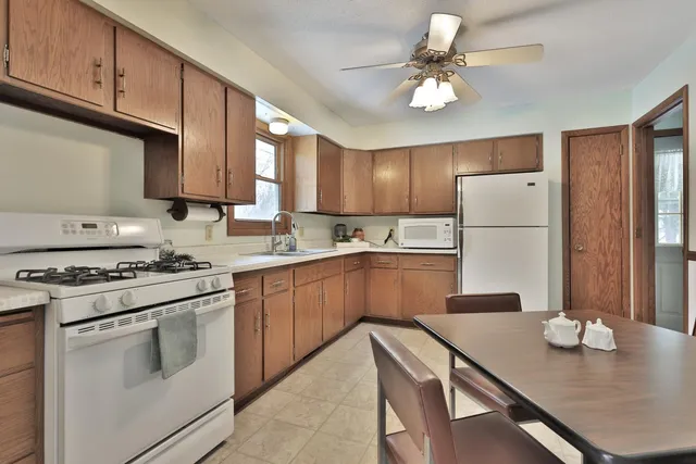 $350,000 | 15385 310th Street, Center City, MN 55012