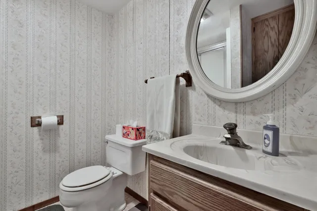 $350,000 | 15385 310th Street, Center City, MN 55012