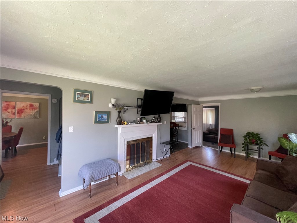 3954 Colony Road South Euclid, OH 44118 - Photo 2 of 24