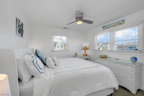 $1,150,000 | 718 Pacific Avenue, North Cape May, NJ 08204