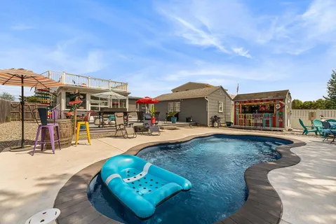 $1,150,000 | 718 Pacific Avenue, North Cape May, NJ 08204