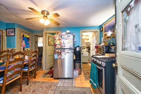 $329,000 | 898 Main Road, Tiverton, RI 02878