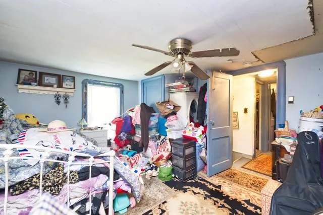 $329,000 | 898 Main Road, Tiverton, RI 02878