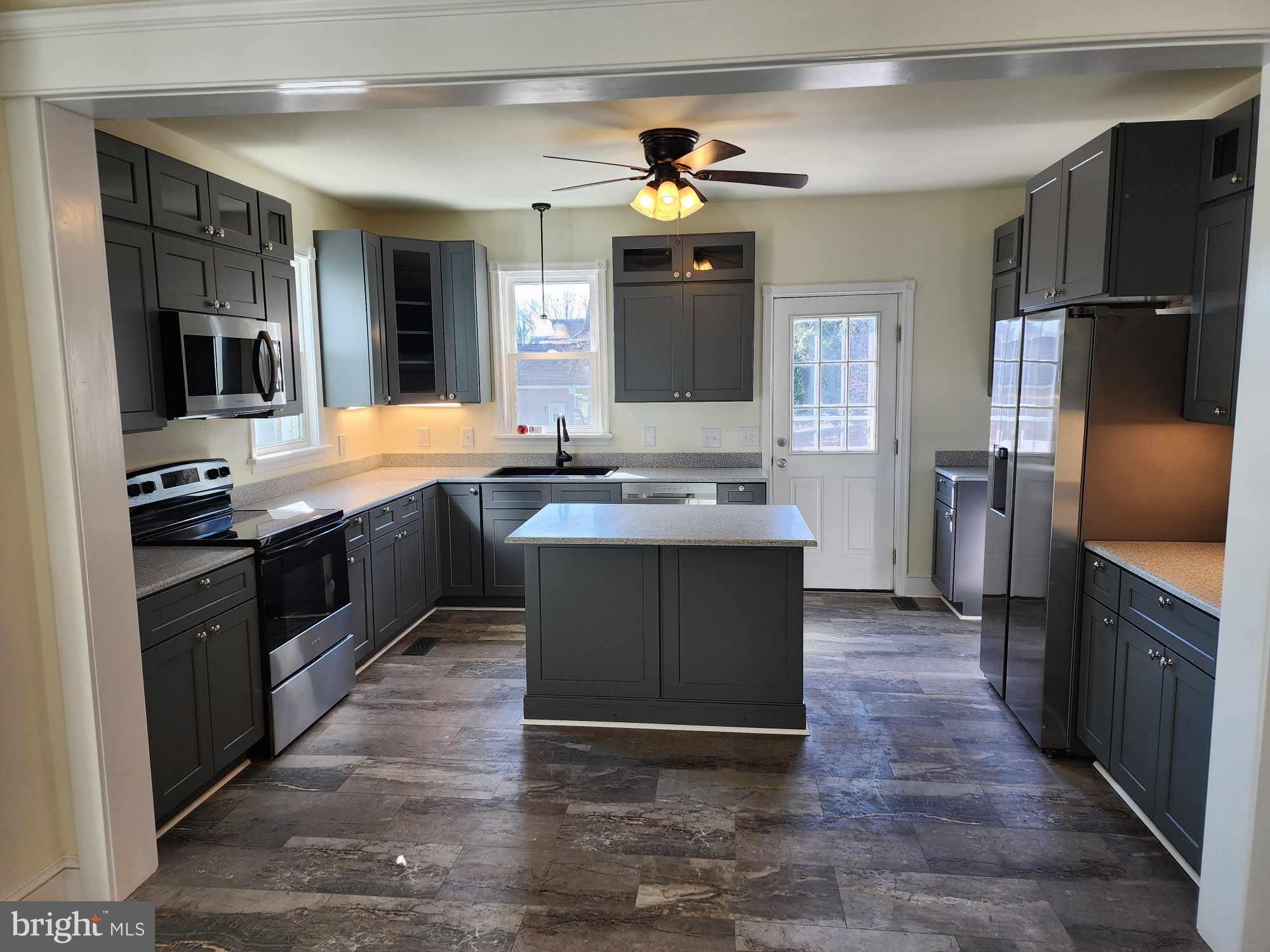 522 South Broadway Pitman, NJ 08071 - Photo 13 of 26 Modern kitchen with sleek design.