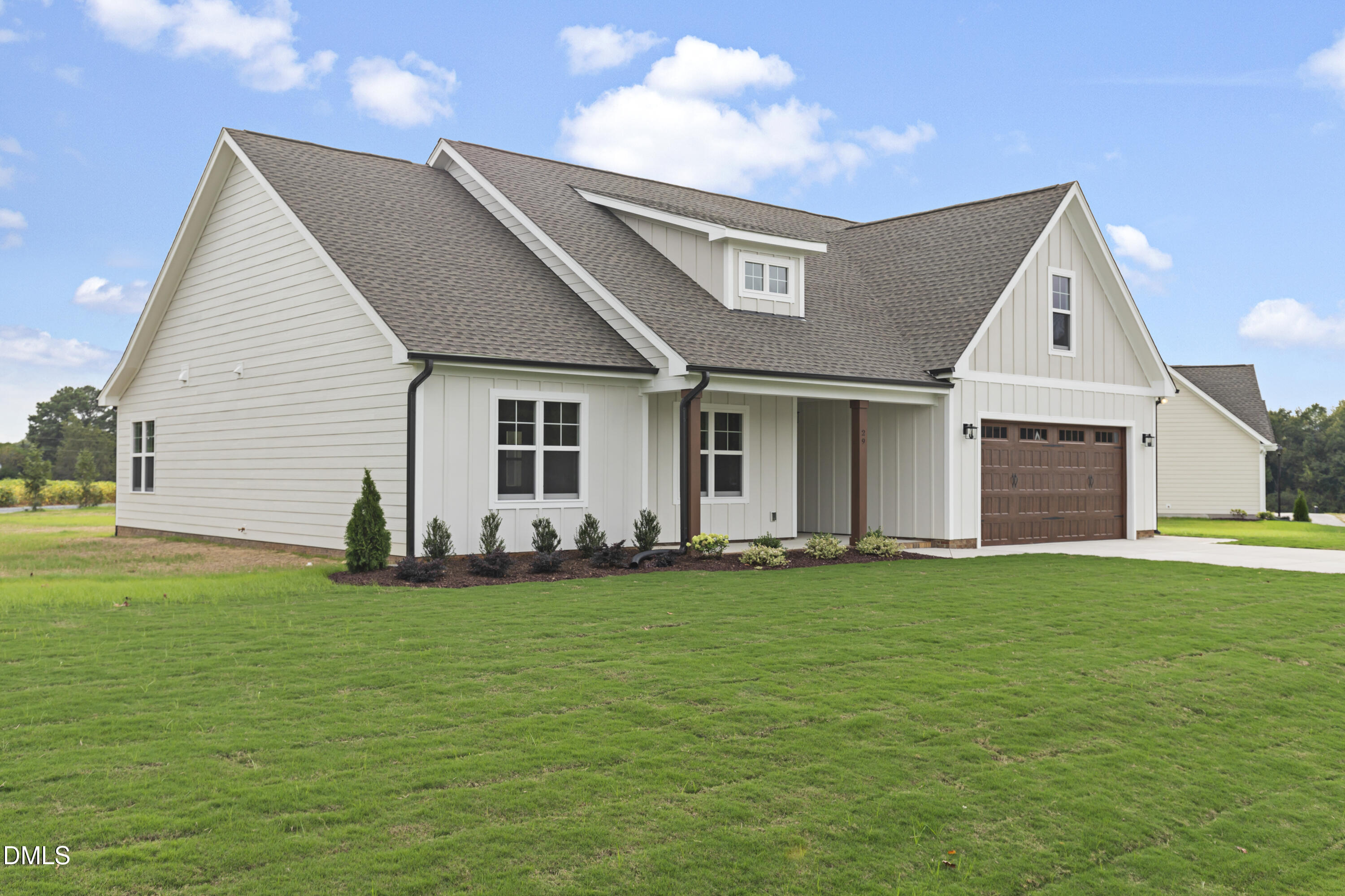 29 Croatoke Court Angier, NC 27501 - Photo 3 of 35 IMG_2291