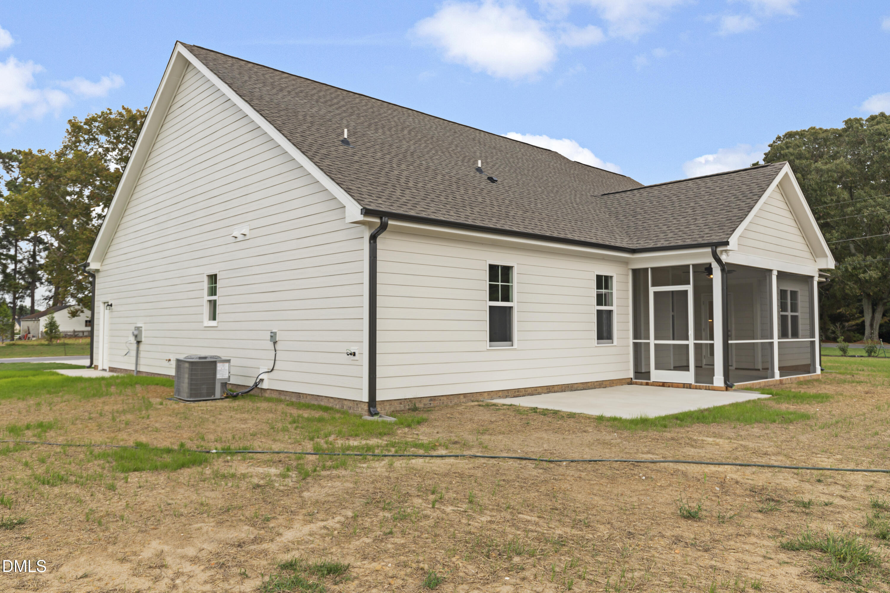 29 Croatoke Court Angier, NC 27501 - Photo 33 of 35 IMG_2307