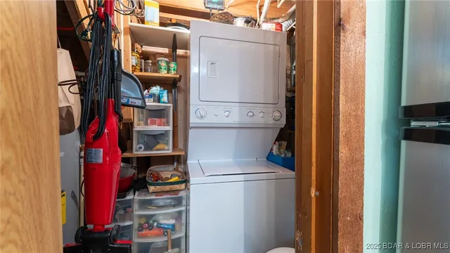 $369,000 | 74 Possum Hollow Court, Camdenton, MO 65020