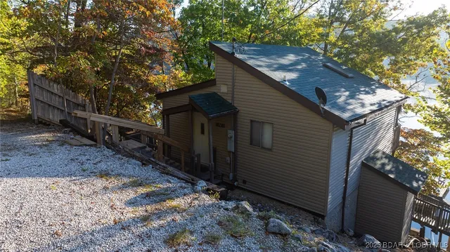 $369,000 | 74 Possum Hollow Court, Camdenton, MO 65020