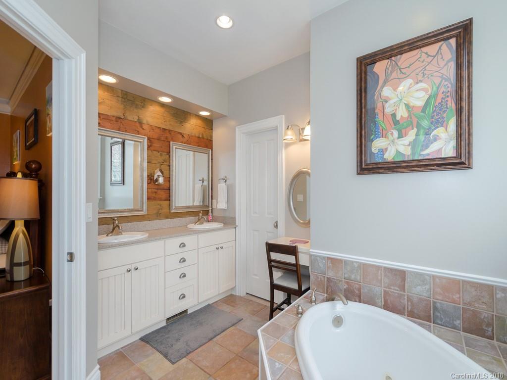 1446 North Rugby Road Hendersonville, NC 28791 - Photo 11 of 20 Gallery Image 11