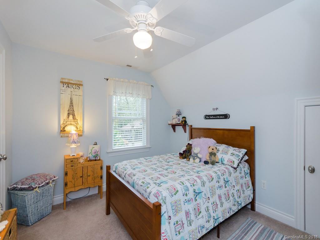 1446 North Rugby Road Hendersonville, NC 28791 - Photo 13 of 20 Gallery Image 13