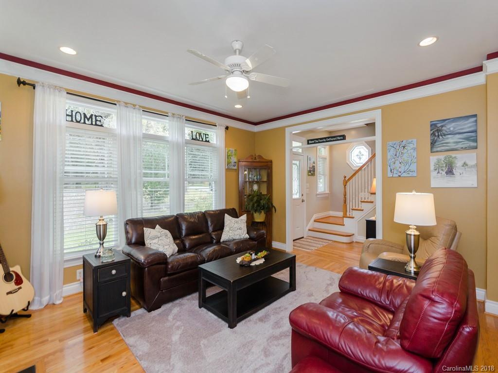 1446 North Rugby Road Hendersonville, NC 28791 - Photo 3 of 20 Gallery Image 3
