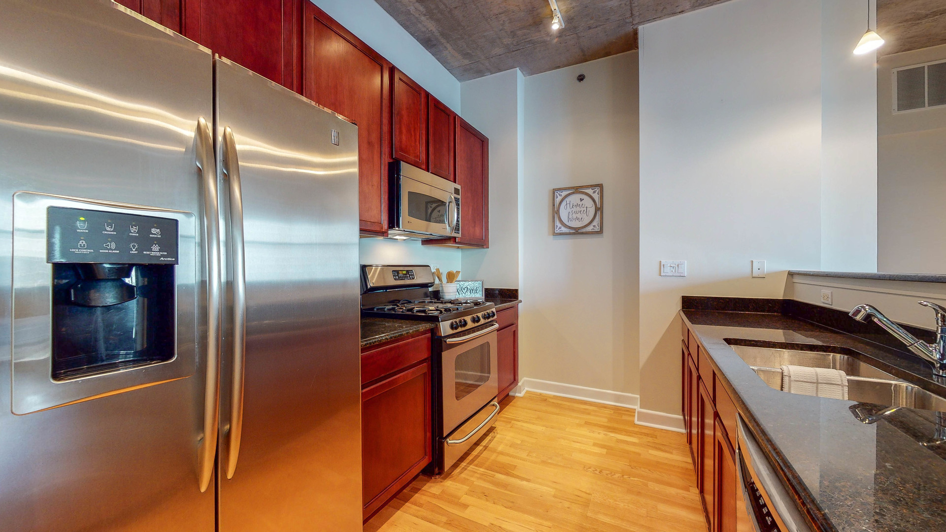 1305 South Michigan Avenue, Unit 810 Chicago, IL 60605 - Photo 4 of 18