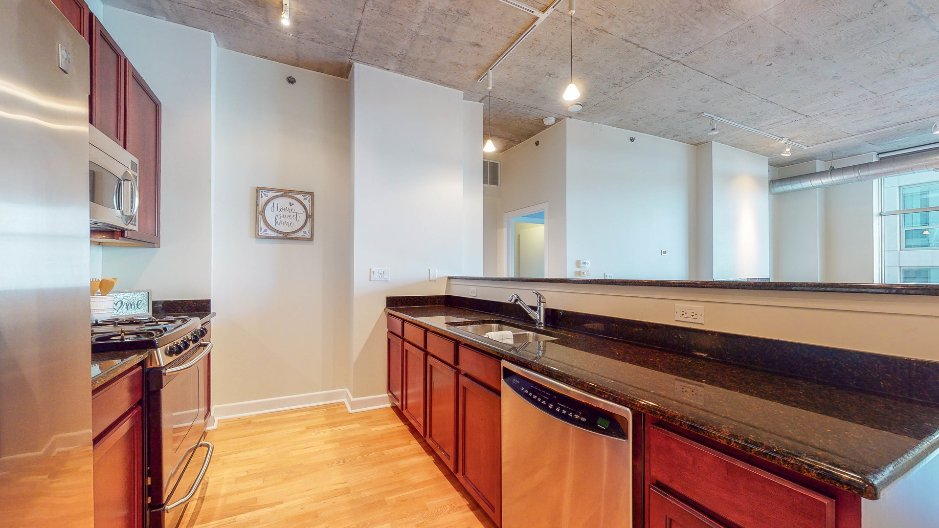 1305 South Michigan Avenue, Unit 810 Chicago, IL 60605 - Photo 5 of 18