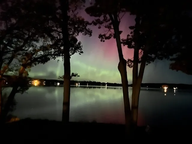 $615,000 | 506 Lake Shore Drive, Pardeeville, WI 53954