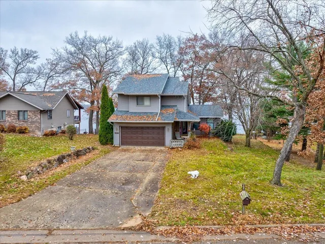 $615,000 | 506 Lake Shore Drive, Pardeeville, WI 53954