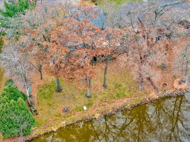 $615,000 | 506 Lake Shore Drive, Pardeeville, WI 53954