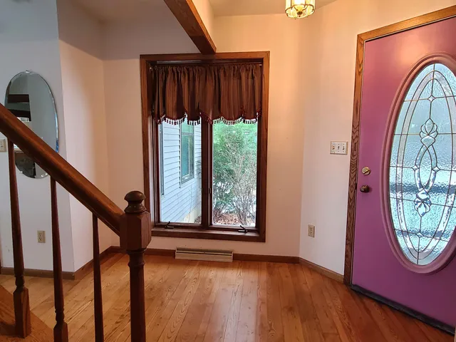 $615,000 | 506 Lake Shore Drive, Pardeeville, WI 53954