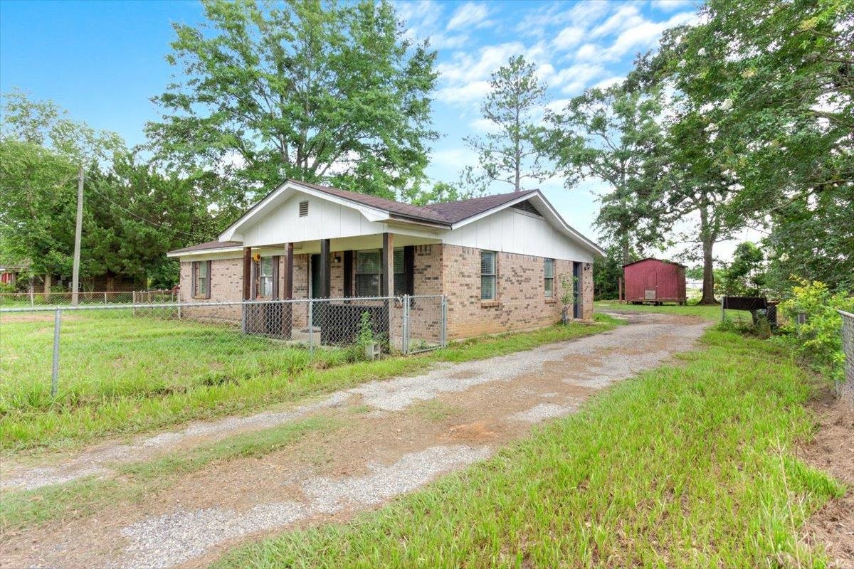 112 East Hurricane Road Bay Minette, AL 36507 - Photo 3 of 20