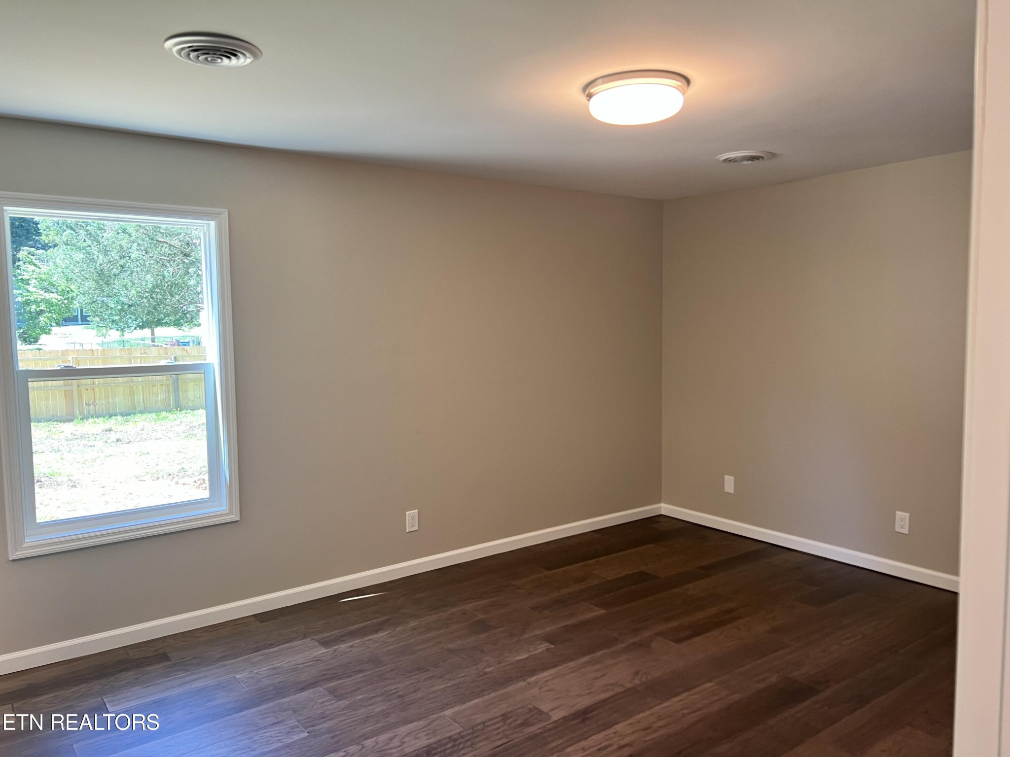 421 Oran Road Knoxville, TN 37934 - Photo 5 of 10 Gallery Image 5