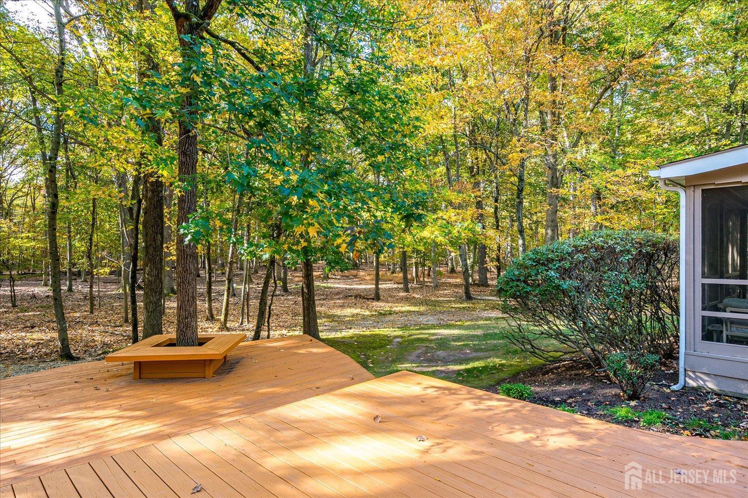 8 Woodmere Road North Brunswick, NJ 08902 - Photo 13 of 23