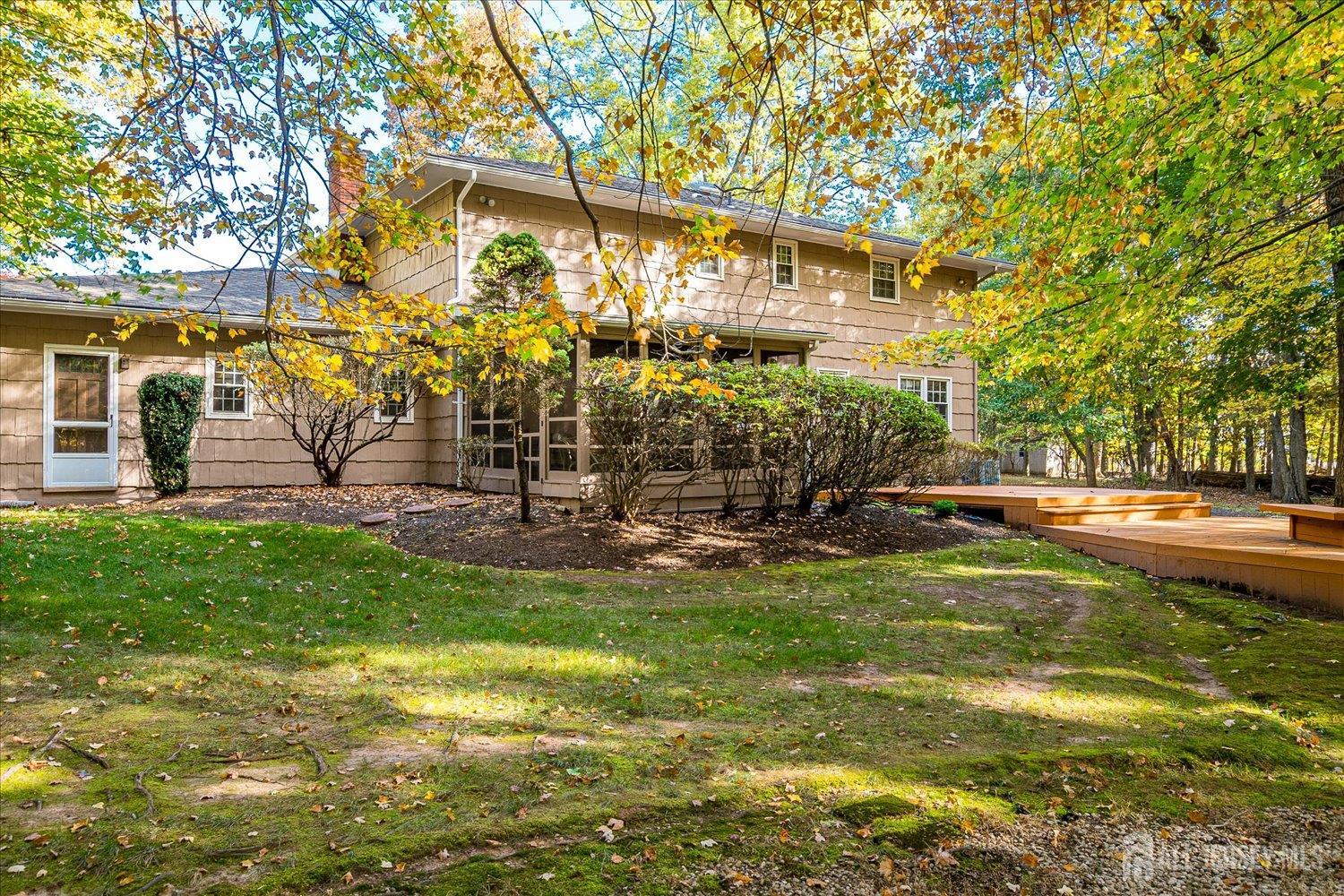 8 Woodmere Road North Brunswick, NJ 08902 - Photo 16 of 23