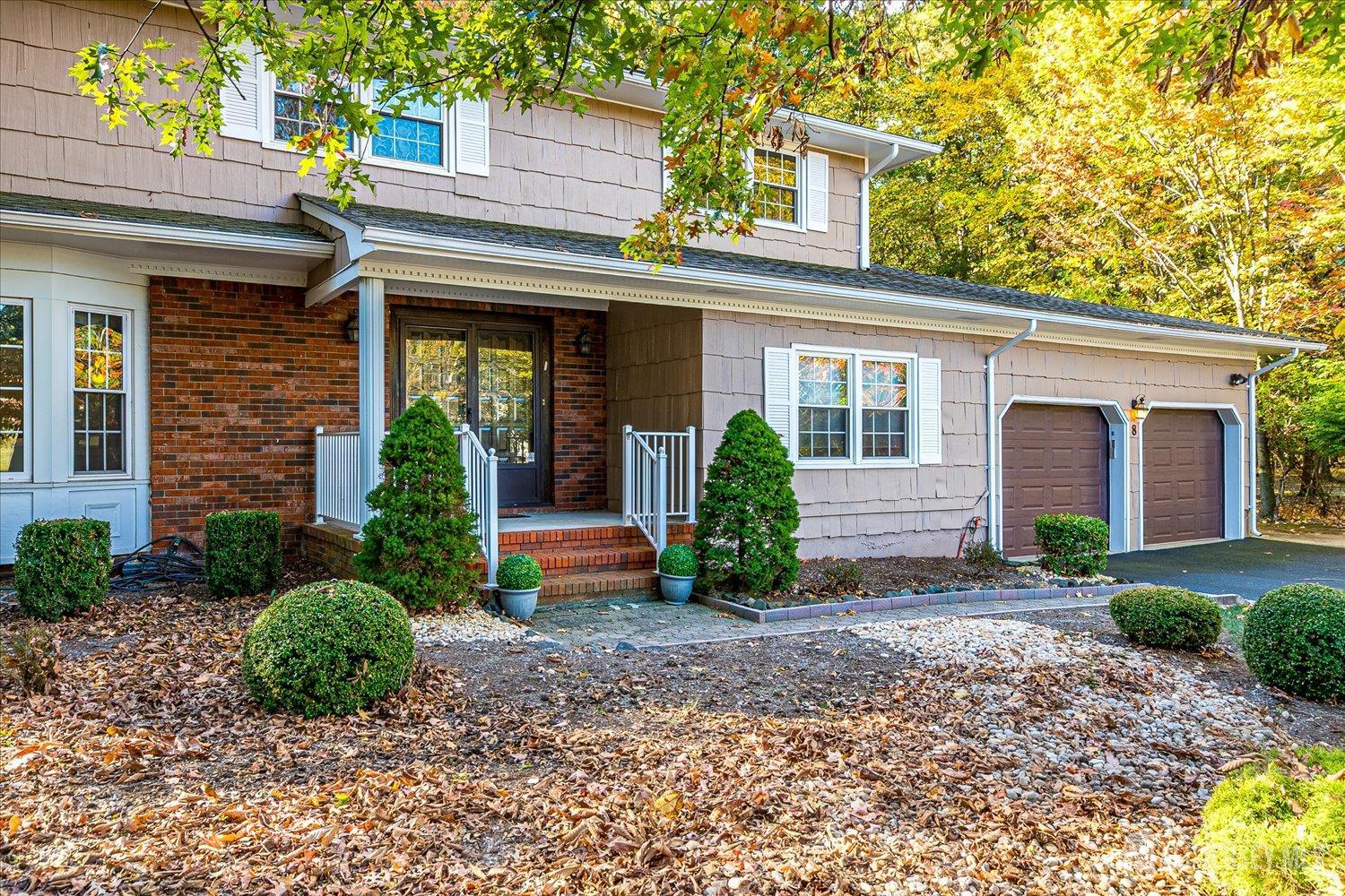 8 Woodmere Road North Brunswick, NJ 08902 - Photo 6 of 23