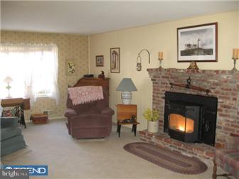 206 Clump Road Green Lane, PA 18054 - Photo 8 of 11