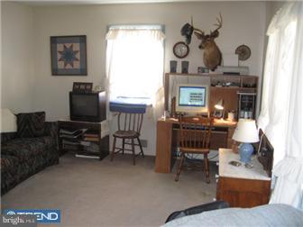 206 Clump Road Green Lane, PA 18054 - Photo 9 of 11