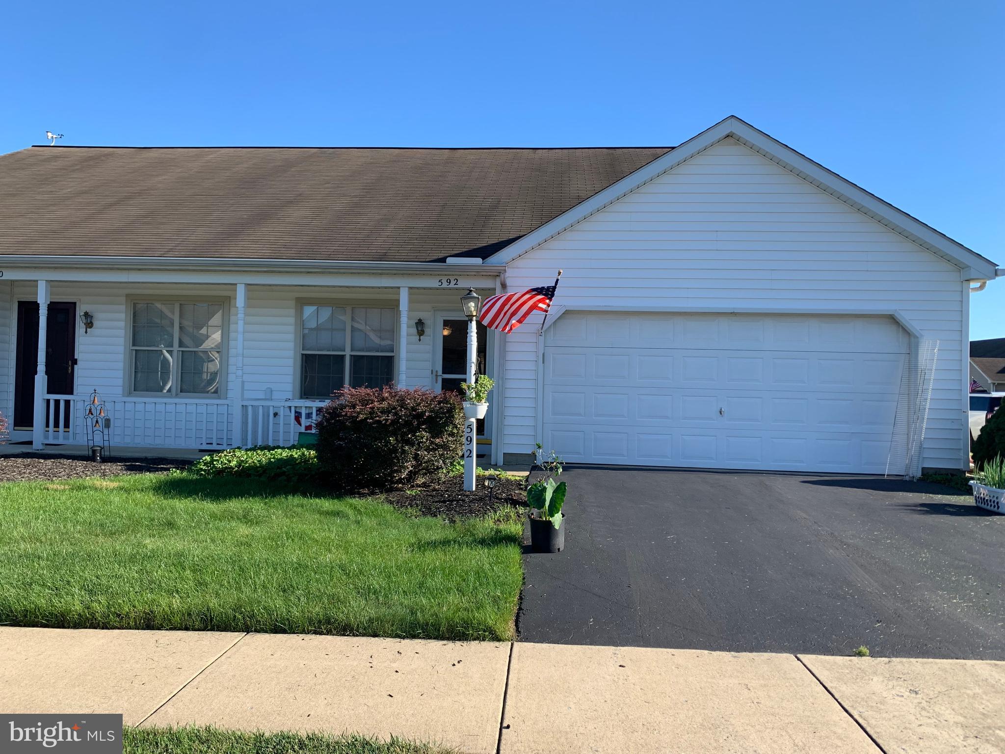 592 Hayley Road York, PA 17404 - Photo 1 of 4 Gallery Image 1
