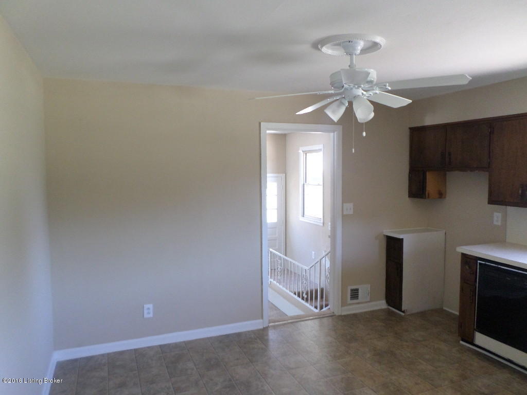 2311 Strotman Road Louisville, KY 40216 - Photo 7 of 21 Photo Jun 11, 11 15 00 AM
